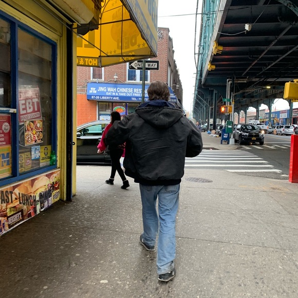 Meet your Posher, Leeandrew - Picture 1 of 1